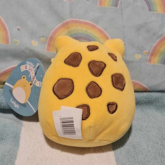 Leigh Squishmallow Frog - Picture 2 of 2